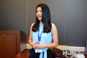 Eliza perfectly demonstrates the most famous MUNI public speaking style tip of all - the Ryan Villanueva Hand Diamond®